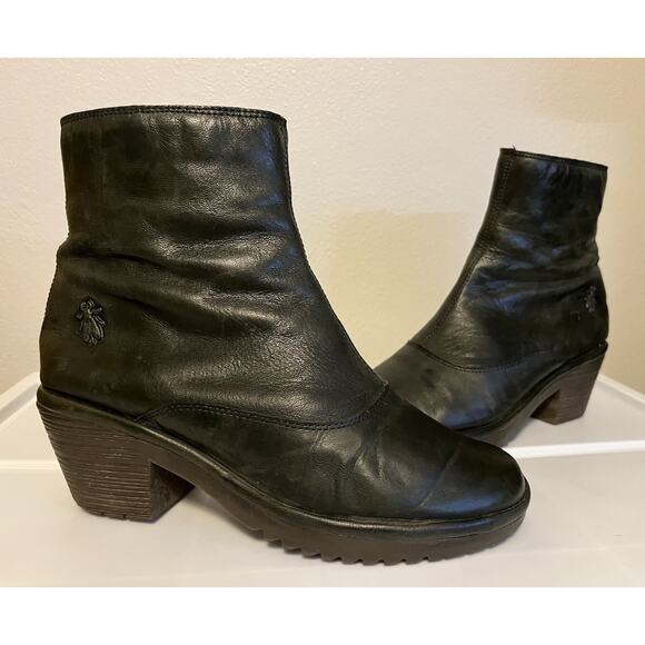 Fly London Boots Womens EU 38 US 7.5-8 Green Leather Platform Lug Sole Booties - Picture 1 of 12